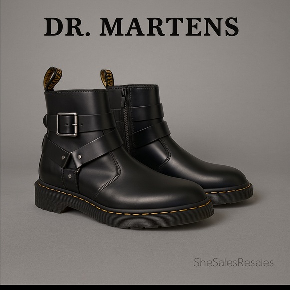 Dr. Martens Wincox Smooth Leather Buckle Boots Black Side Zip Women’s US 7 - Picture 1 of 9